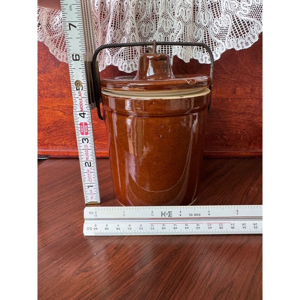 Western Stoneware Monmouth ILL Brown Glazed Crock with Lid and Wire Bale Handle